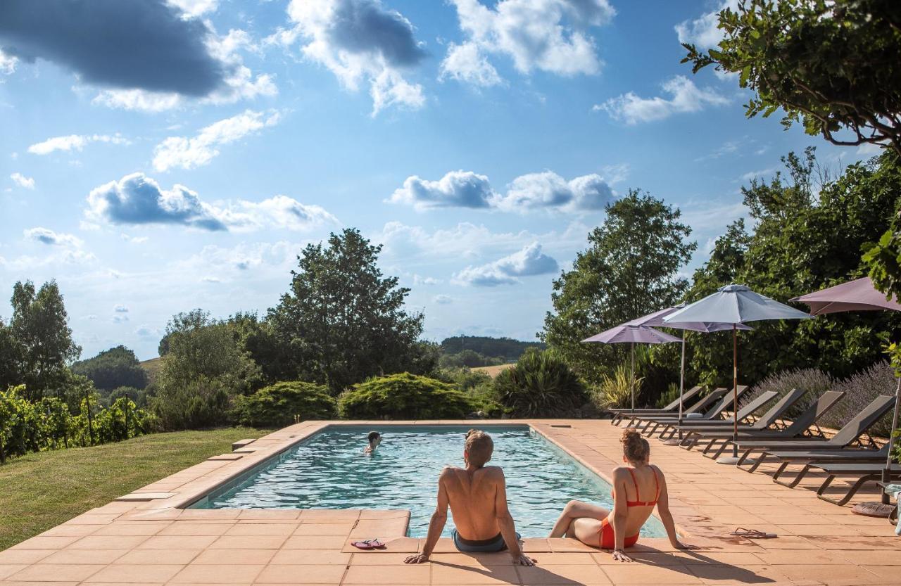 Au Mas Des Calmettes Bed & Breakfast Parisot  ภายนอก รูปภาพ