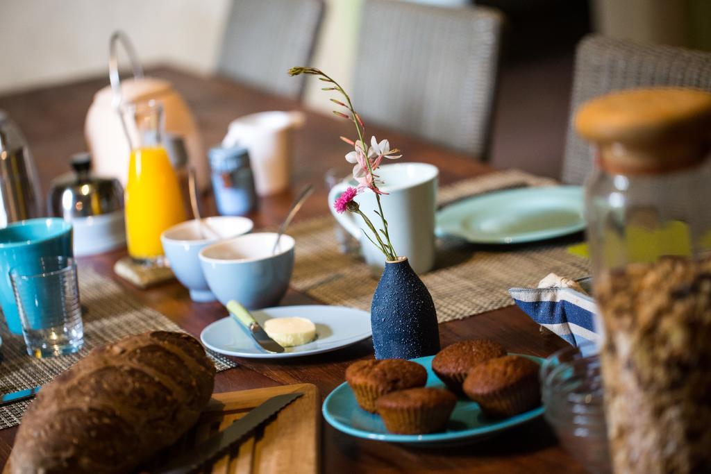 Au Mas Des Calmettes Bed & Breakfast Parisot  ภายนอก รูปภาพ